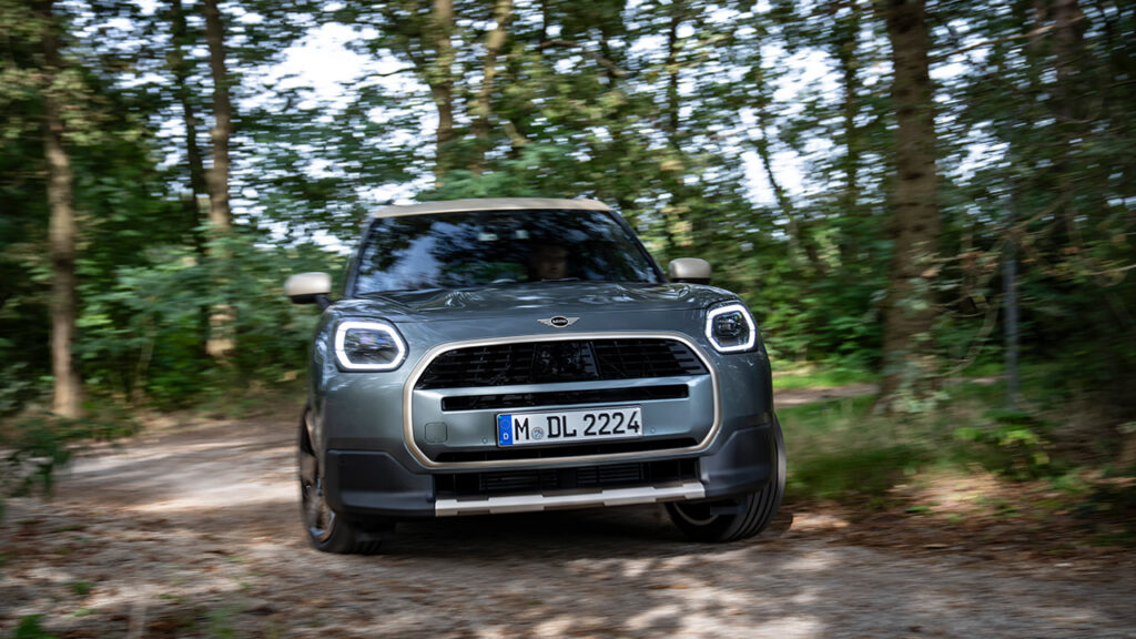 Nowe MINI Countryman C – wydajny napęd i indywidualizacja samochodu