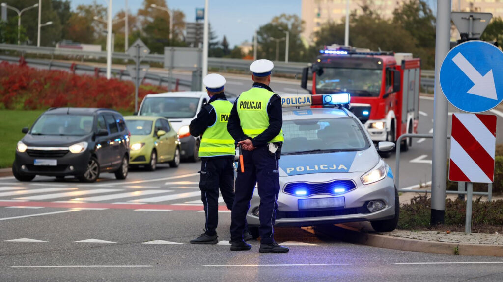 UE chce utrudnić życie kierowcom kontrola prędkości fotoradar policja