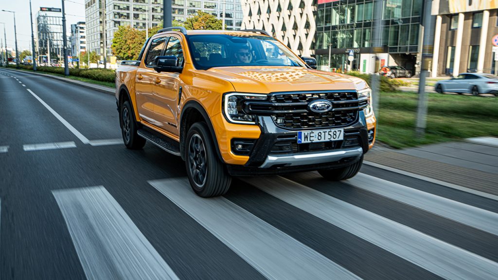 Ford Ranger ponownie króluje na szczycie segmentu pick upów w Polsce