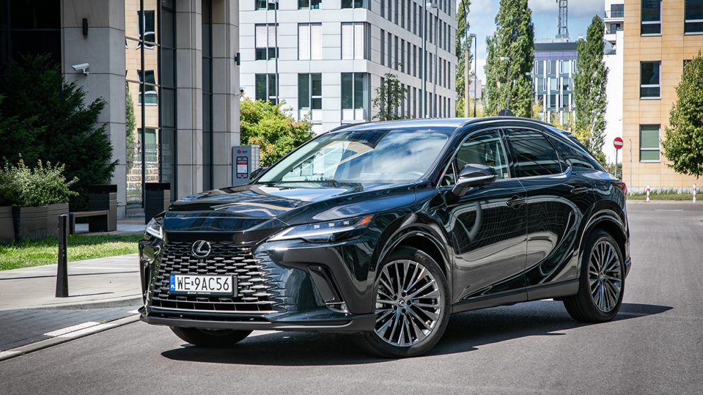 Luksus i ekonomia Lexus NX i RX 450h+ Nowa generacja hybryd plug In