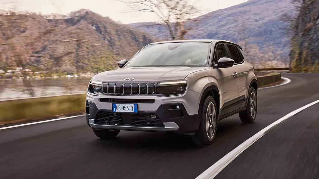 Przygotuj się na zimę z Jeep Avenger Winter Edition Komfort i bezpieczeństwo na każdym kroku