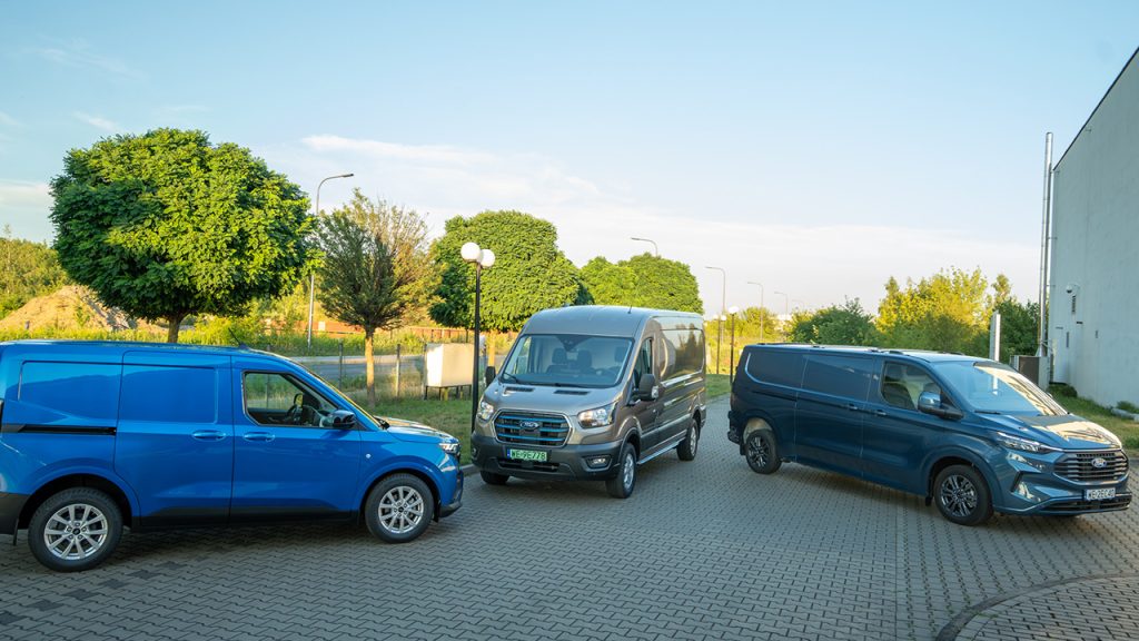 Ford Pro i Modesto Twój samochód Twoje narzędzie pracy Zabudowy dostosowane do każdej branży 1