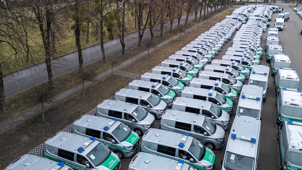 Nowe Transity na służbie Straży Granicznej mobilność bezpieczeństwo i innowacyjne technologie